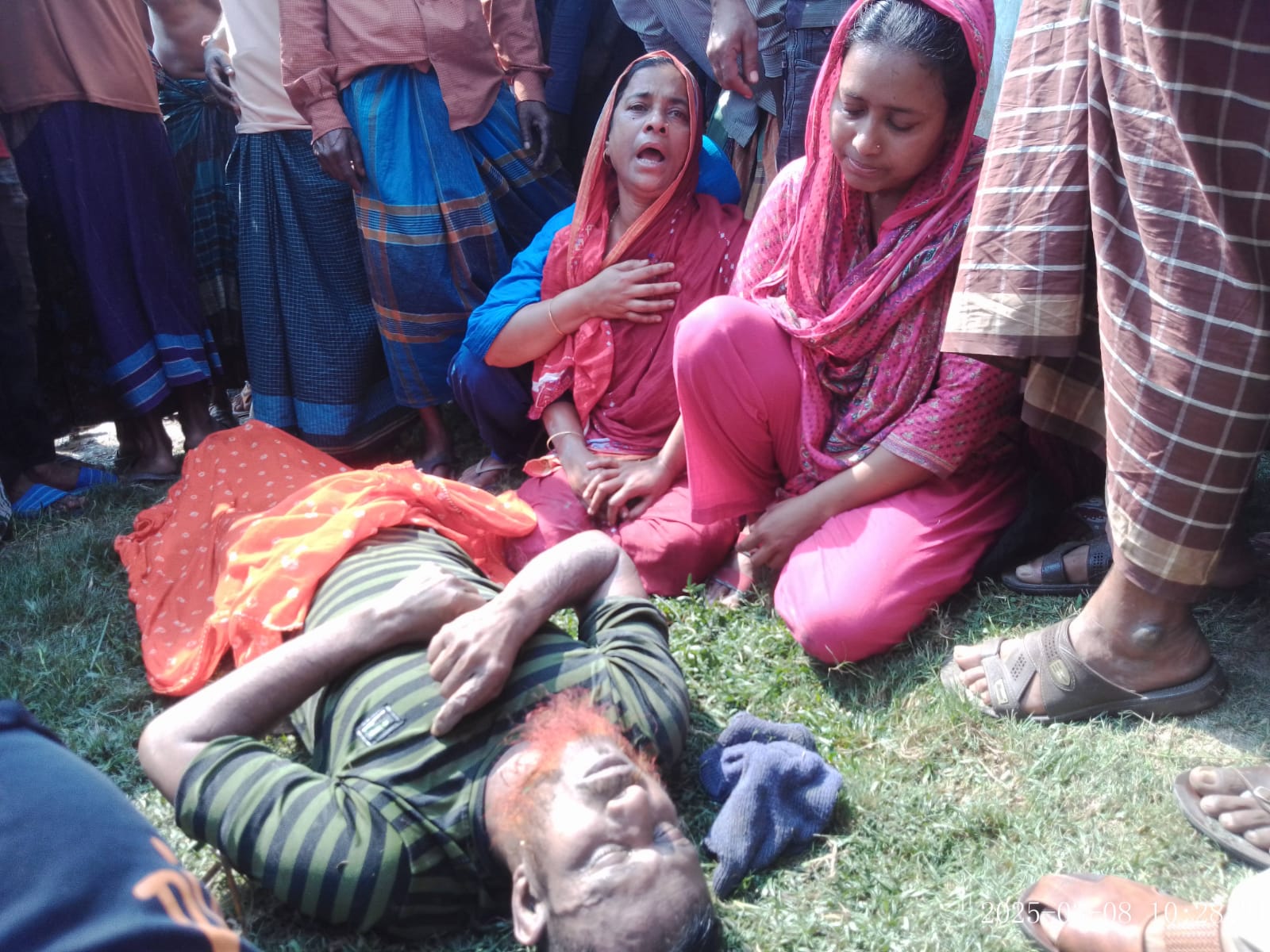 সাতক্ষীরায় মৎস্য ঘেরের ধানক্ষেত থেকে এক ব্যক্তির মরদেহ উদ্ধার